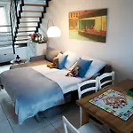451 Apartamento *
